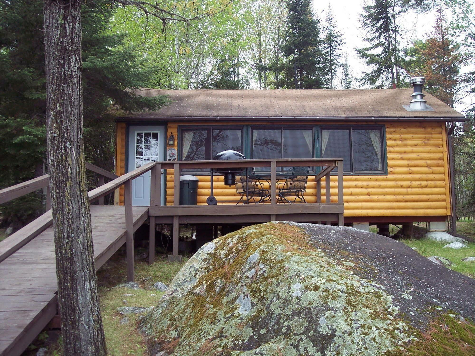 Pine Point Lodge Resort & Motel Crane Lake 外观 照片