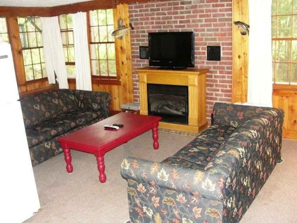 Pine Point Lodge Resort & Motel Crane Lake 外观 照片