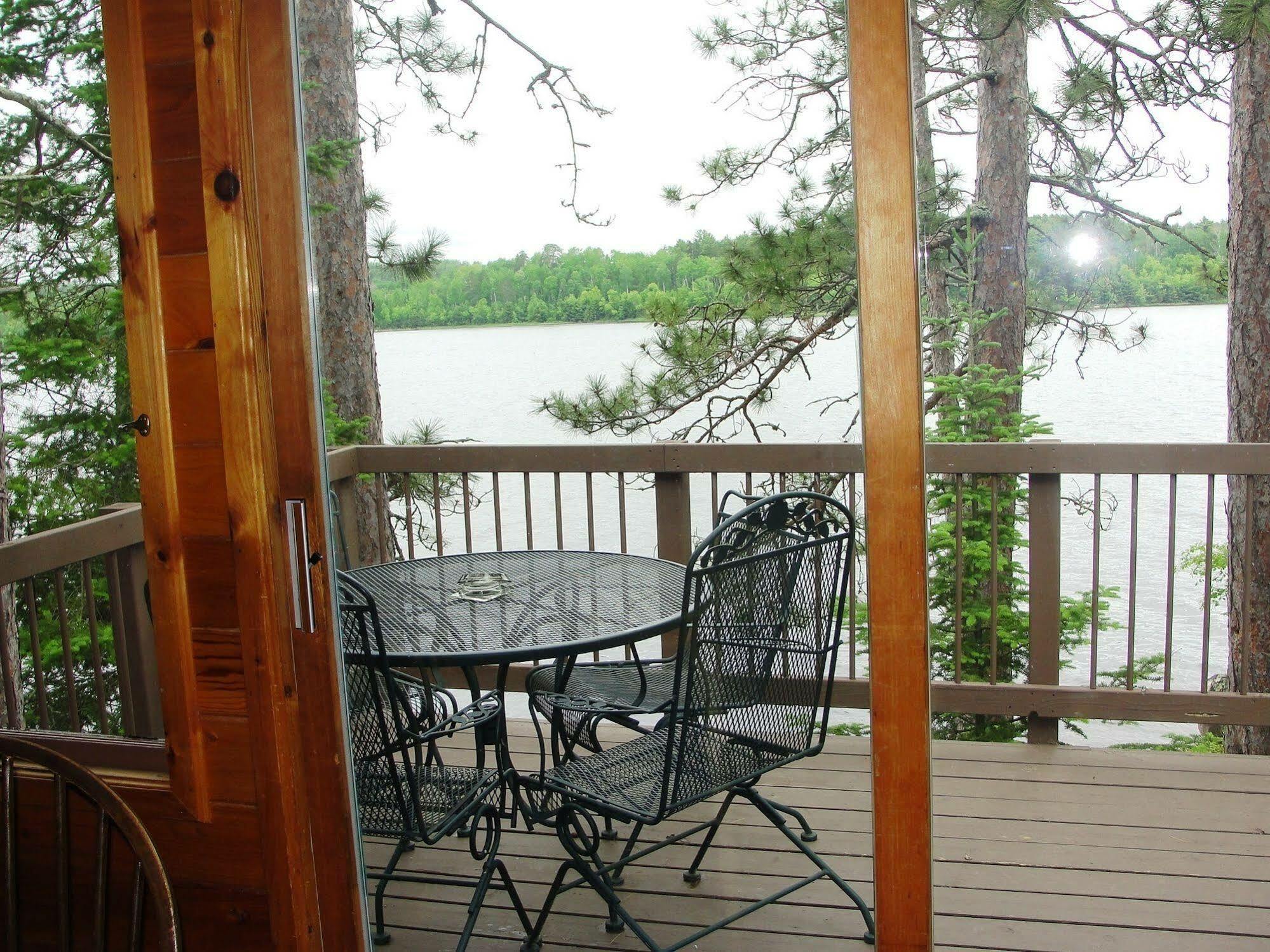 Pine Point Lodge Resort & Motel Crane Lake 外观 照片