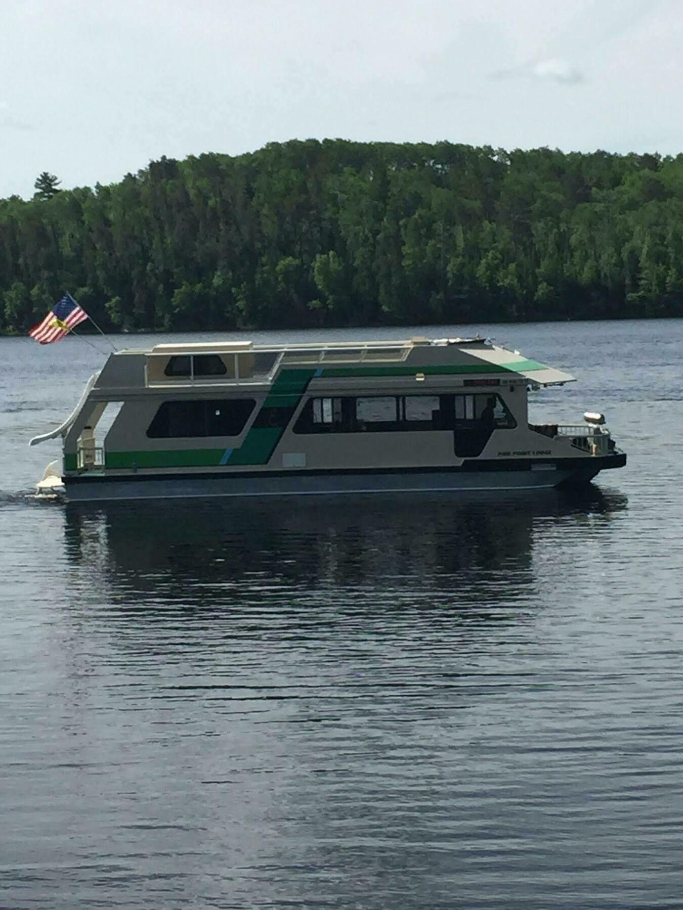 Pine Point Lodge Resort & Motel Crane Lake 外观 照片